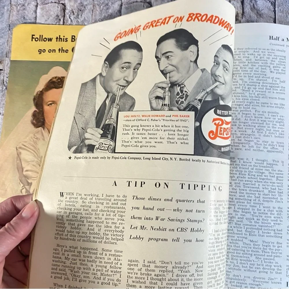 Radio Television Mirror Volume 9 Published 1942 Diane Courtney WWII Issue VF
